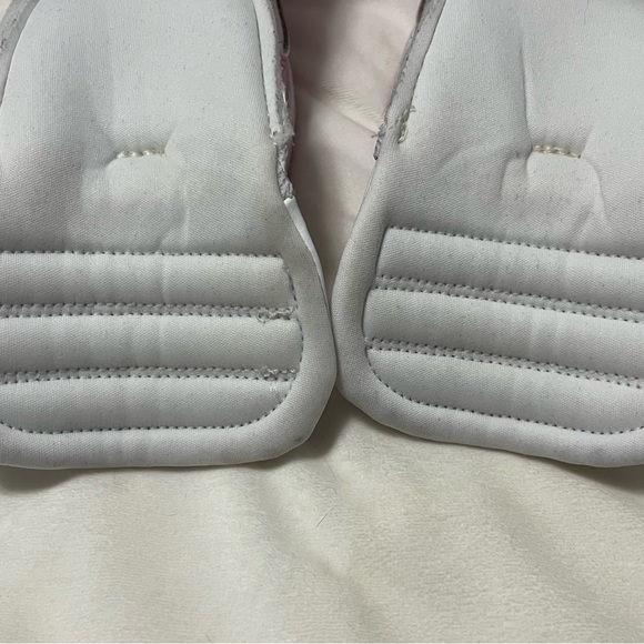 Adidas high top cloudfoam sneaker pink and white girls size 3 - Picture 9 of 16